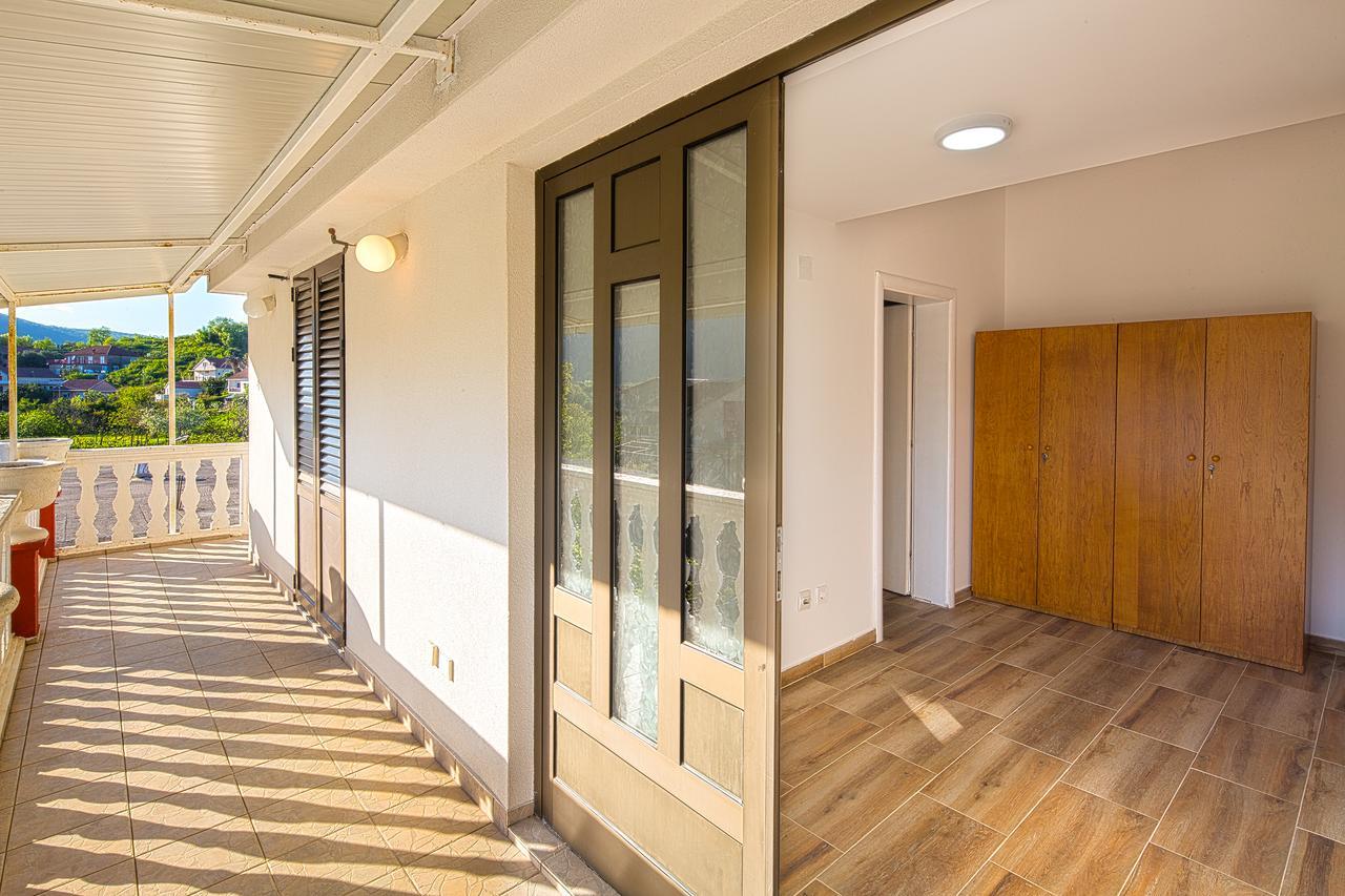 Beluga Apartamento Budva Exterior foto