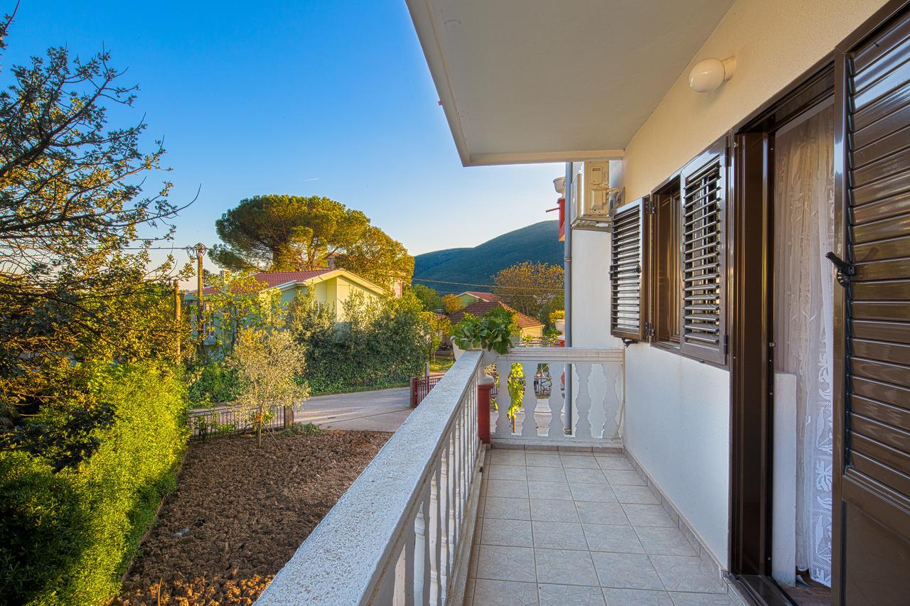 Beluga Apartamento Budva Exterior foto