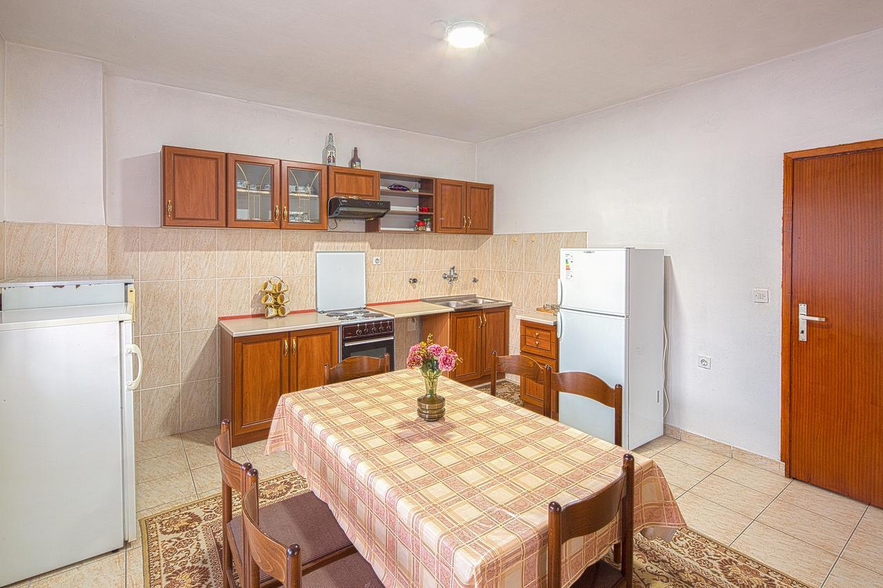 Beluga Apartamento Budva Exterior foto