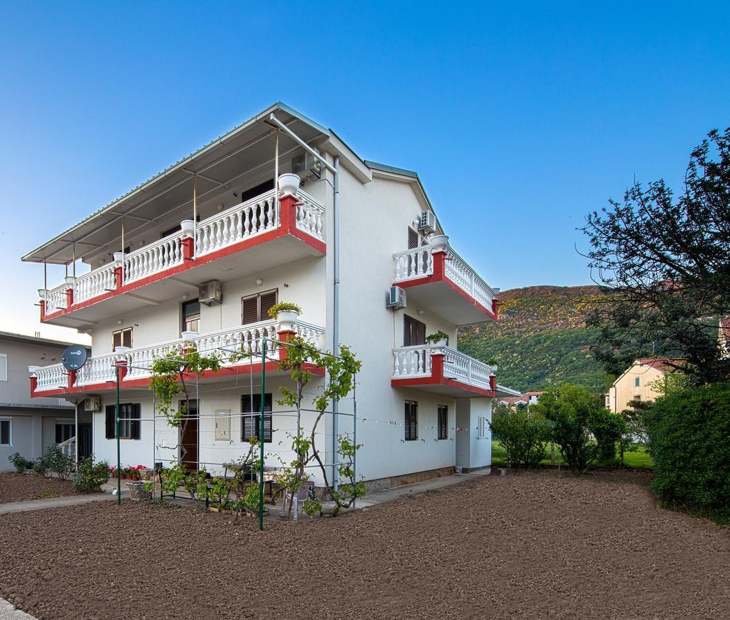 Beluga Apartamento Budva Exterior foto